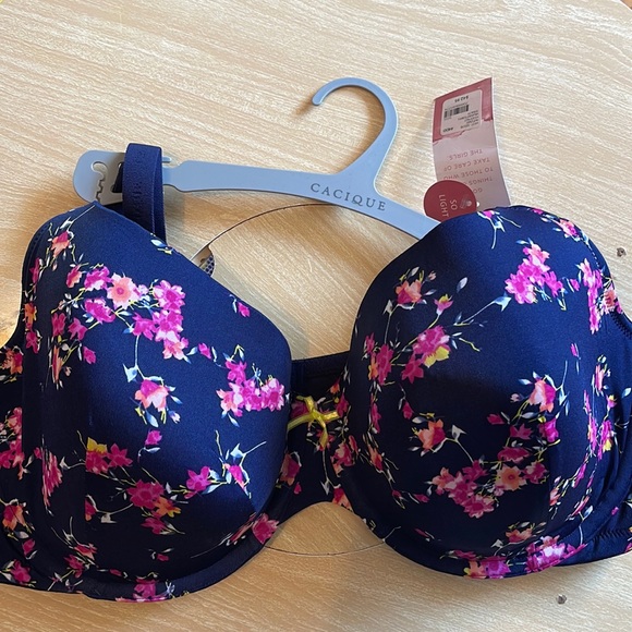 Cacique Other - CACIQUE 44DD lightly lined T-shirt bra